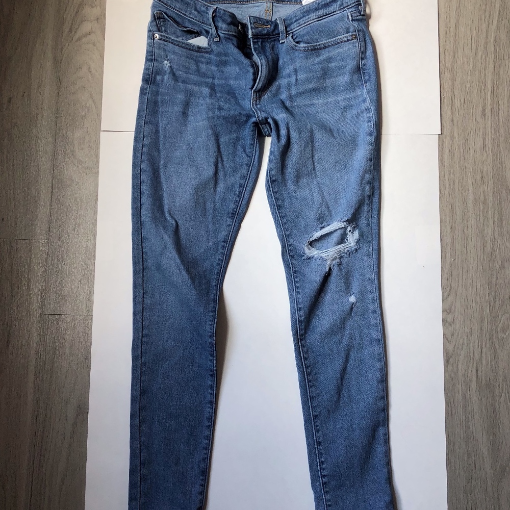 Levi's 711 Skinny Jeans